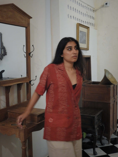 Laal Achkan (Women)