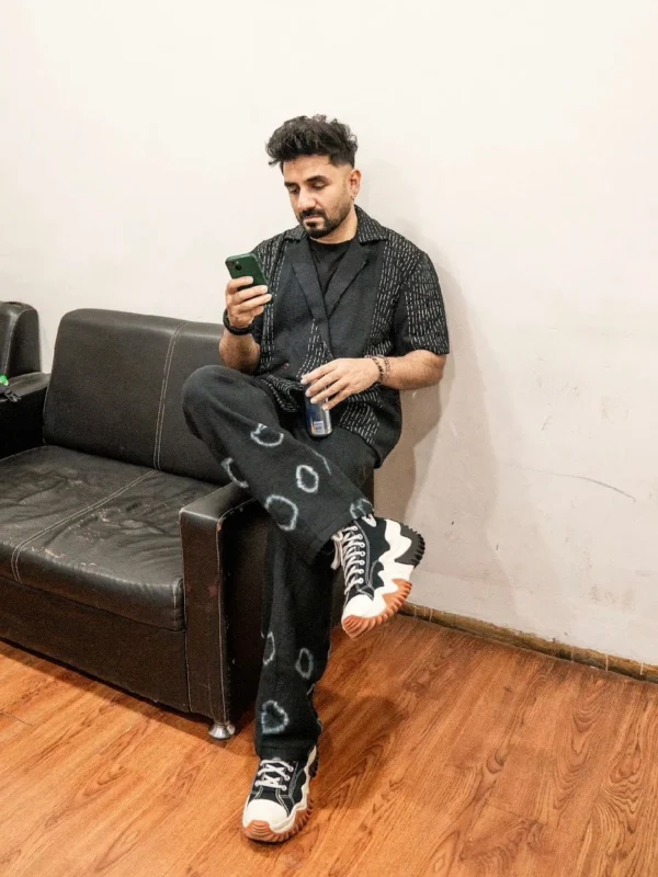 Kala Achkan Payjama Set (Unisex)